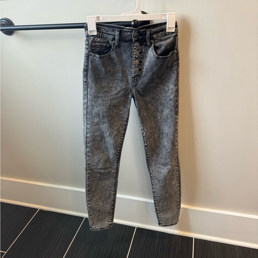 Dark gray skinny jeans